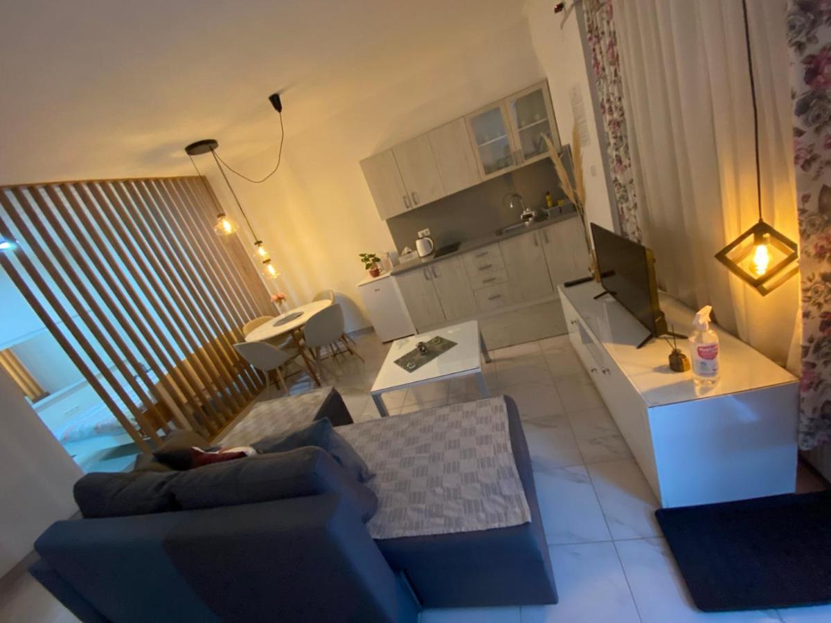 Deluxe Apartment Tuzla Ngoại thất bức ảnh